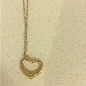 Tiffany & Co 14k 5 diamond gold heart necklace